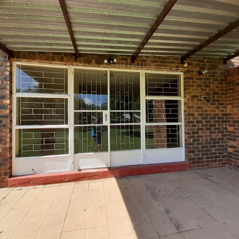 To Let 3 Bedroom Property for Rent in Vaalpark Free State